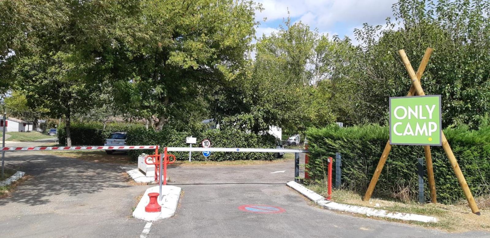 Camping Onlycamp L'Argente Condom Exterior foto