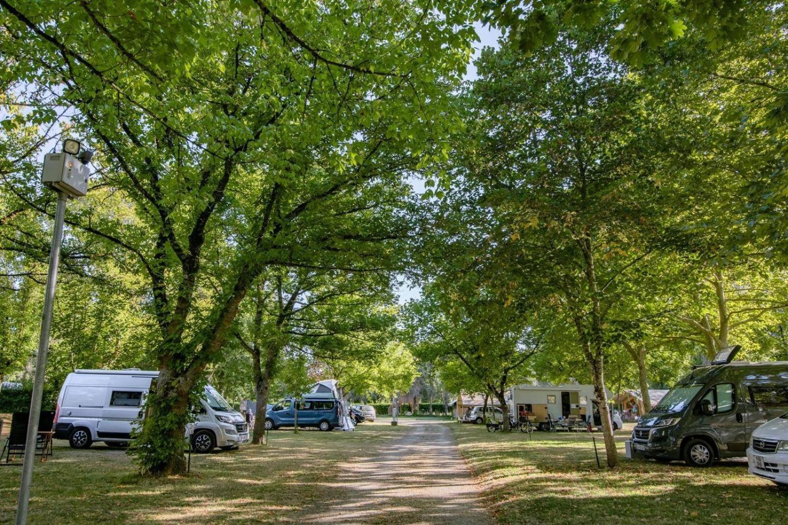 Camping Onlycamp L'Argente Condom Exterior foto